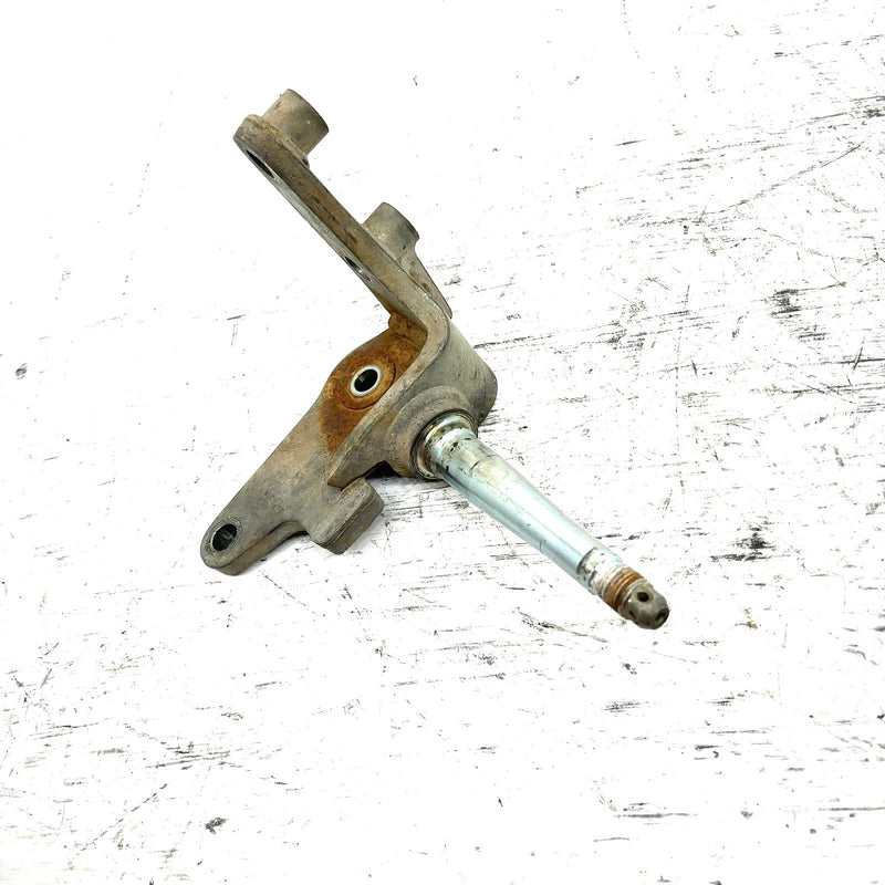 92-94 Yamaha Timberwolf 250 OEM Right Steering Knuckle 4BD-23502-00-00 AY56