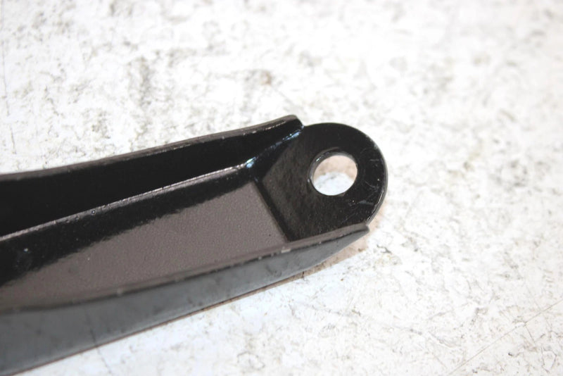 1987 Honda Fourtrax 350 A Oem Rear Fender Mount Bracket 81302-HA7-670 AH39