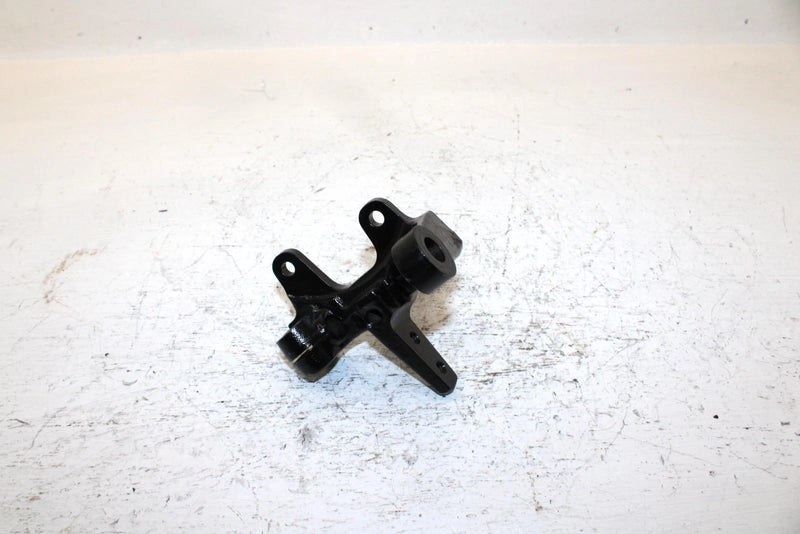 1988 Suzuki Lt 230 E Oem Right Steering Knuckle 51231-22A00 AS7