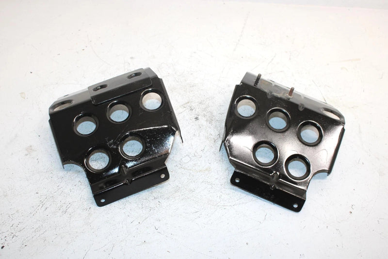 81 Yamaha Enticer 250 Et250e Oem Black Footrest Set 8G5-21910-01-00 SY6