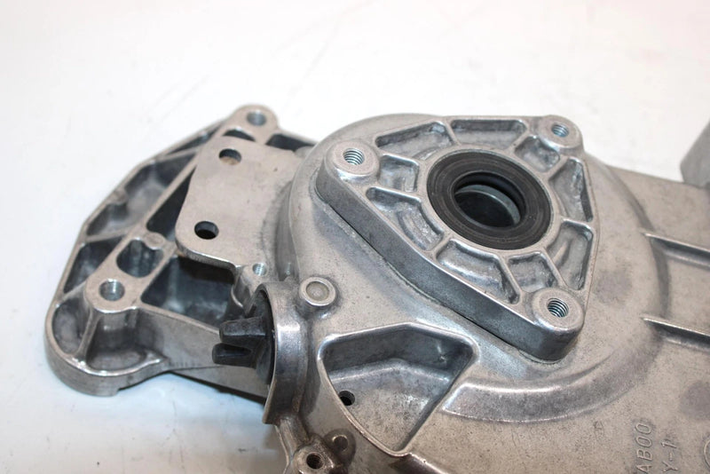 94 Yamaha Vmax 600 Oem Chain Housing 8AB-47541-00-00 8AB-47541-01-00 SYS