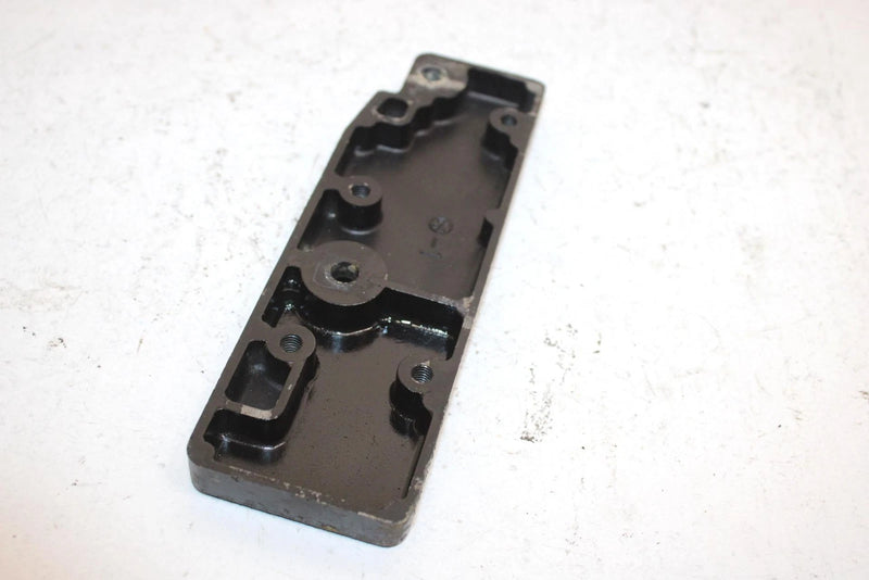 1990 Kawasaki 650 Ts Oem Exhaust Mount Plate 39009-3703 JK10