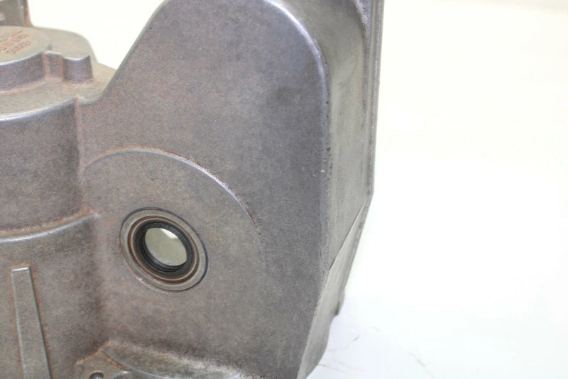 03 Polaris Magnum 330 4x4 OEM Transmission Case 3233867 AP101