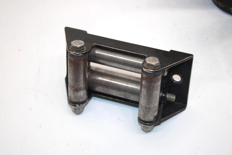 03 Bombardier Quest 650 Oem Winch Mount Set 705000185 AB1
