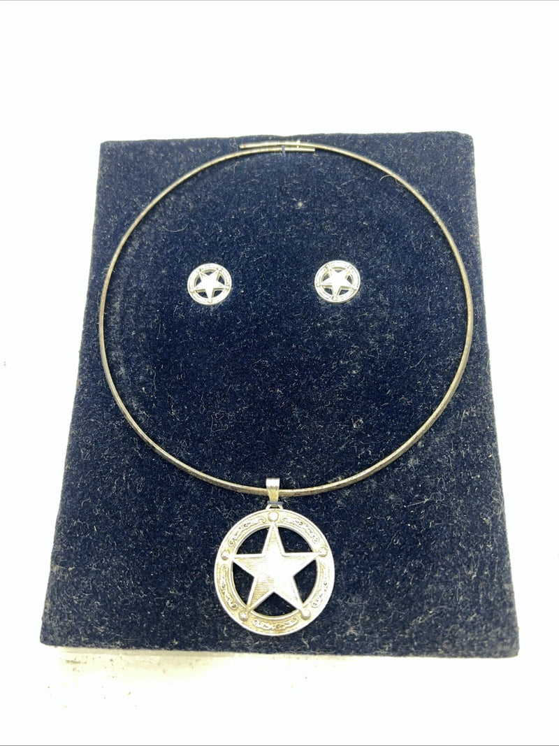 New Women’s Montana Silversmiths Retro Silver Jewelry Set With Star. JS810 A-64