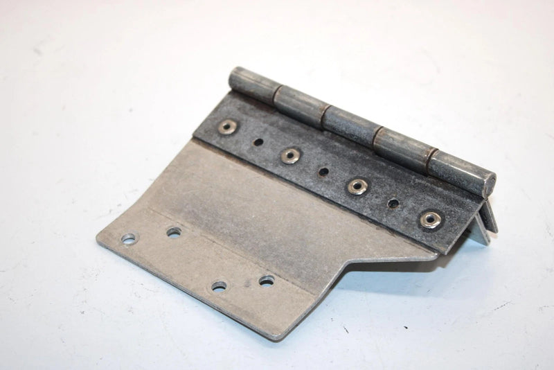 95 Polaris 500 Carb Oem Hinge 5210728 SPS1