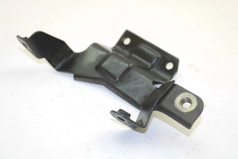 Yamaha OEM Airbox Bracket 8g8-14498-00-00 SY48