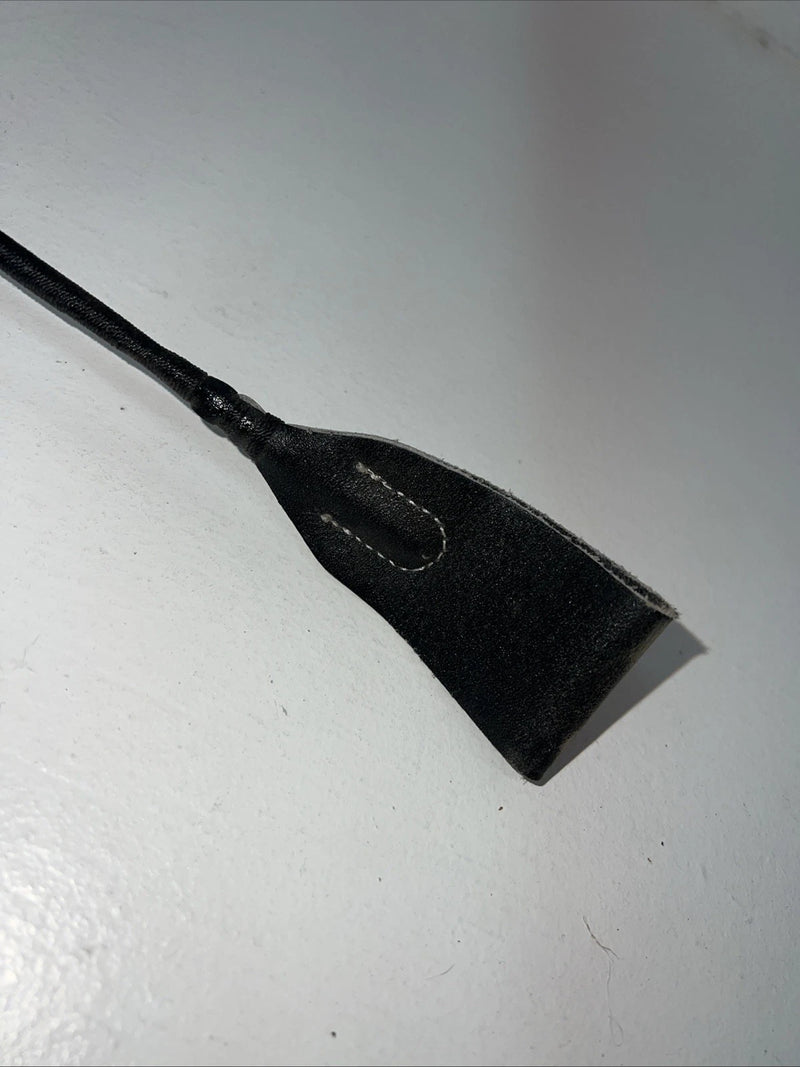 New Royal King Black 18” Smooth Hand Held Crop Whip #29-9606 3C-22