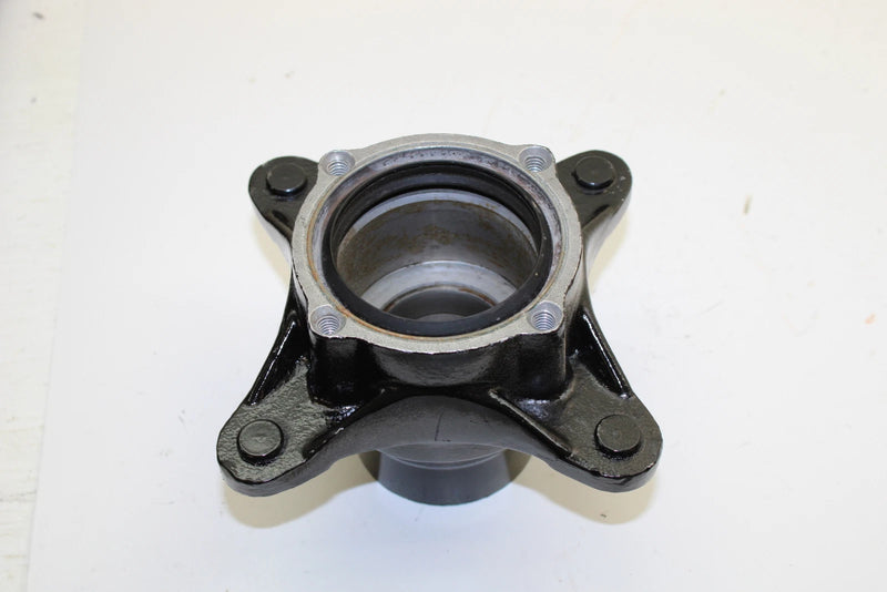 87 Polaris Trail Boss 250 4x4 OEM Front Hub 5130651 AP105