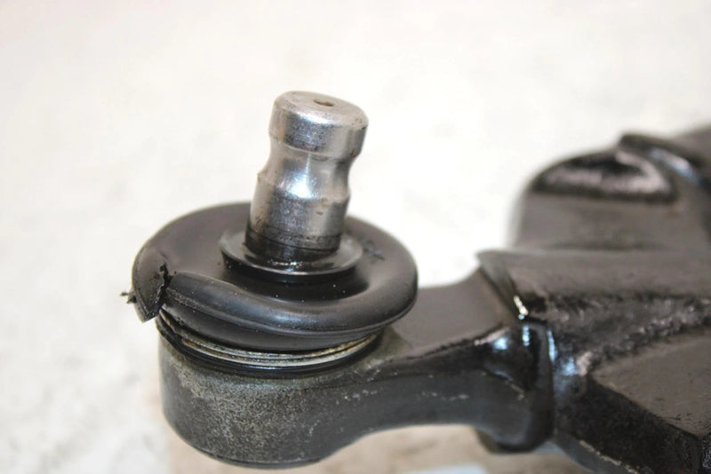 1997 Suzuki King Quad 300 4x4 Oem Front Right Lower A Arm 52410-39D11 AS11