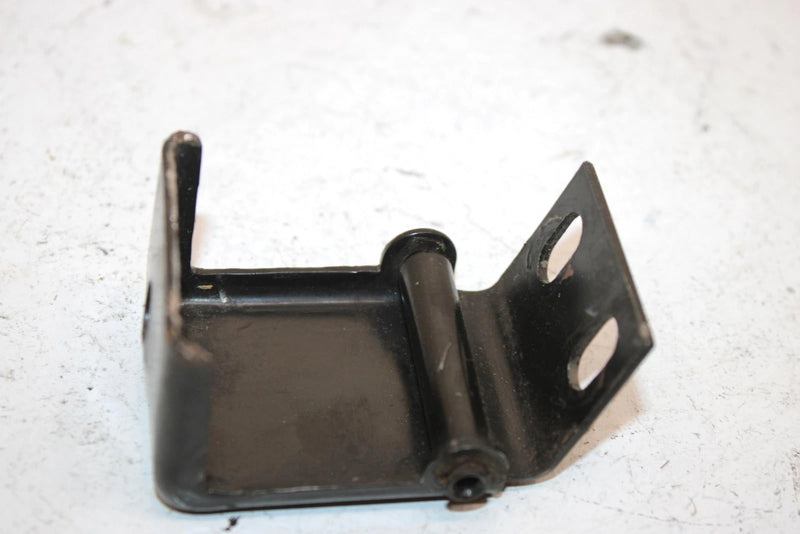 97 Polaris Xlt Ltd Oem Hood Hinge 2635013-067 SP3