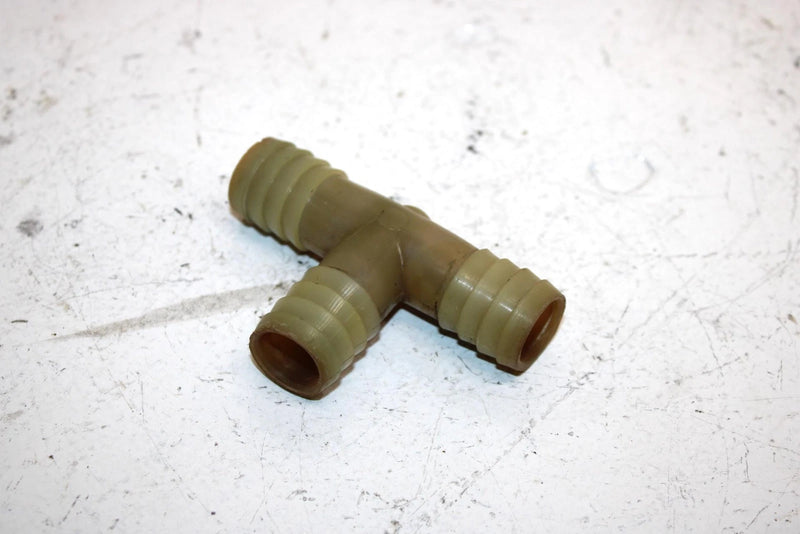 97 Polaris Xcr 600 Se Oem Connector Tee 7052093 SP18