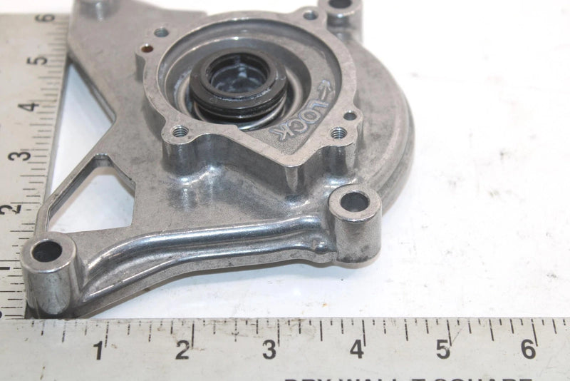 Yamaha Oem Engine Water Coolant Pump Housing 82M-W2421-00-00 Q1704