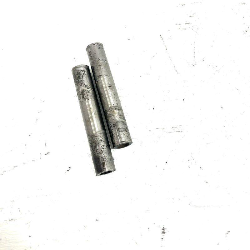 84-87 Suzuki Quadrunner 185 OEM Steering Knuckle Shaft Pair 61554-31G00 AS39