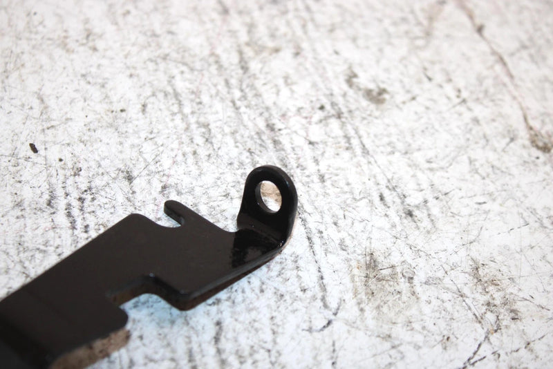 1993 Polaris 350l 4x4 Oem Shift Lock Cable Bracket 5222569-067 AP27