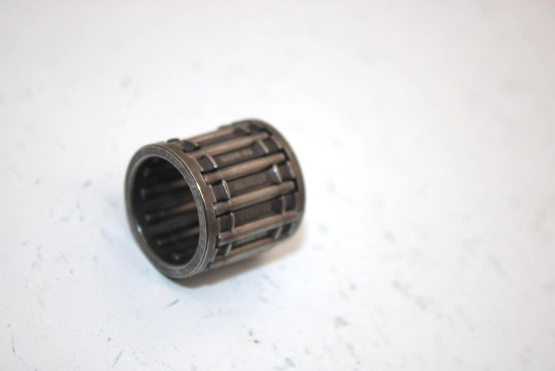 95 Polaris Slt 750 Oem Piston Needle Bearing 3083216 Q2284