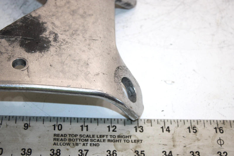98 Polaris Indy 500 Oem Engine Mount Plate 5241255 SP47