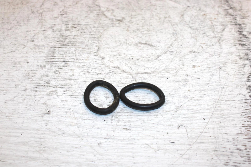 1995 Arctic Cat Pantera Oem Windshield O Ring Pair 0616-032 Q43