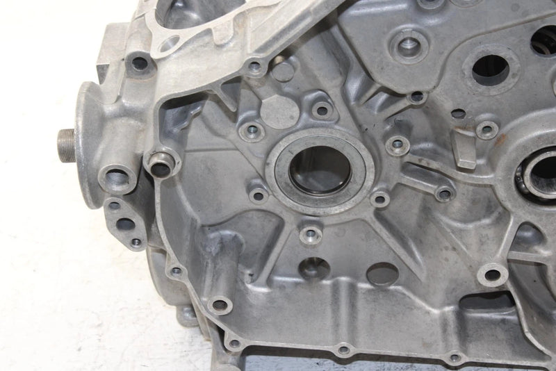 2002 Arctic Cat 375 Automatic (4x4 Green) Oem Crankcase 3402-580 AA29