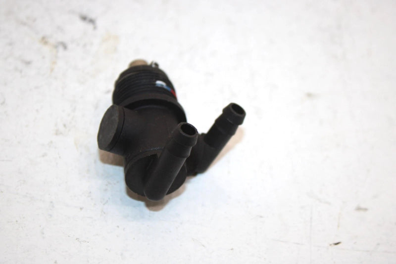 1997 Polaris Sltx Oem Fuel Selector Valve 7052159 JP36