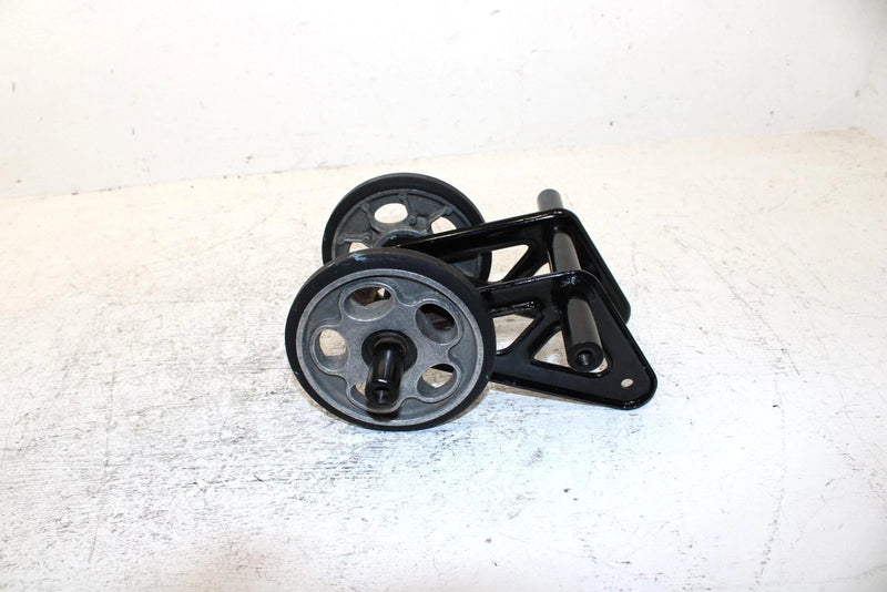 1996 Yamaha Vmax 600 Oem Front Skid Bracket Set 8AX-47418-00-00 SY29