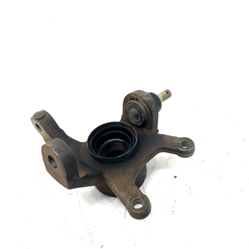 2004 John Deere Trail Buck 650 OEM Right Steering Knuckle 709400095 AJ1.1