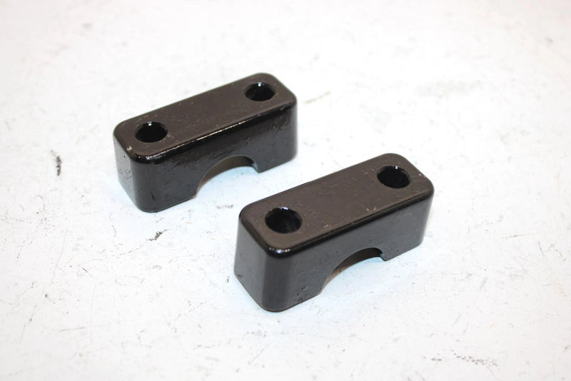 05 Polaris Phoenix 200 Oem Handlebar Clamp 0452688 0452685 AP35
