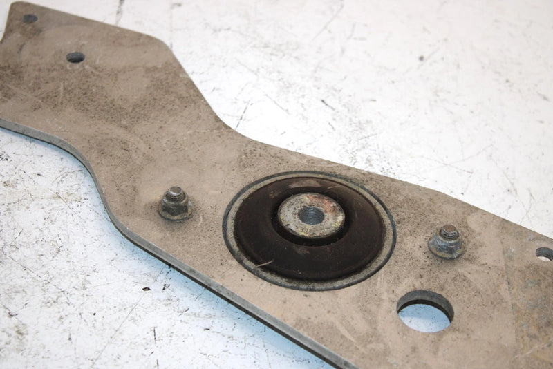 06 Polaris Fst Switchback Oem Left Motor Mount Strap Plate 5248666 B608