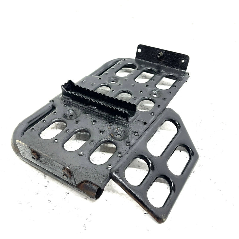 00-01 Arctic Cat 500 4x4 Automatic OEM Left Footrest 0506-339 AA32