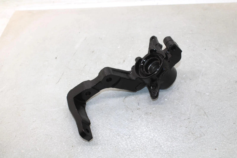 2000 Yamaha  Grizzly Oem Left Steering Knuckle 5GT-23501-00-00 AY35