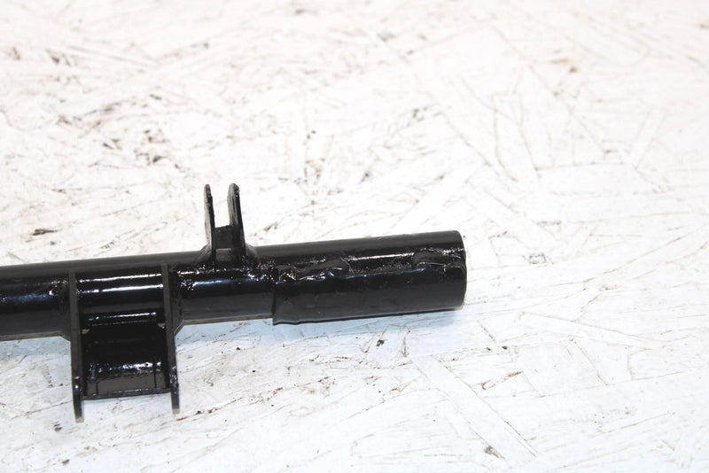 1988 Yamaha Bravo Oem Upper Pivot Arm 8R4-47332-00-00 SY72