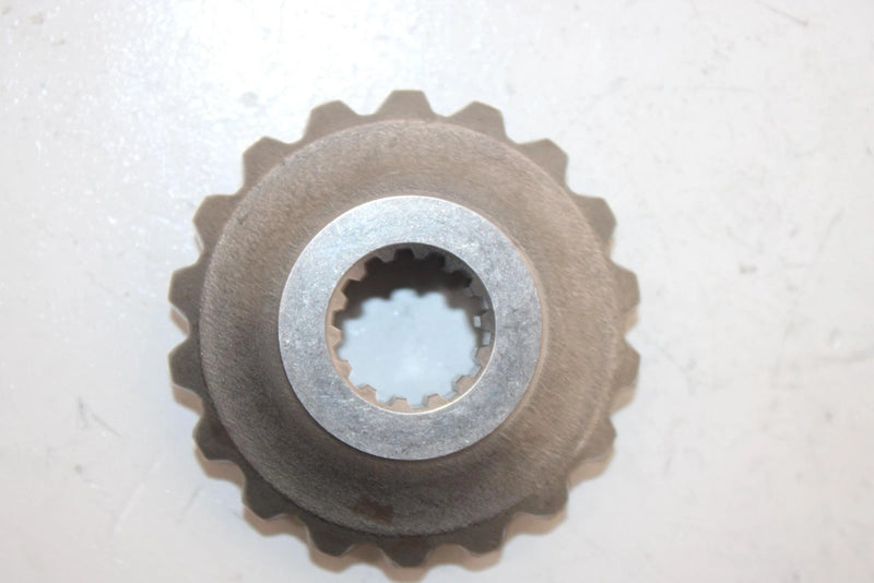 83 Yamaha  Tri Moto 225 Ytm225dx Oem Middle Drive Gear 24W-Y1754-00-00 AY41