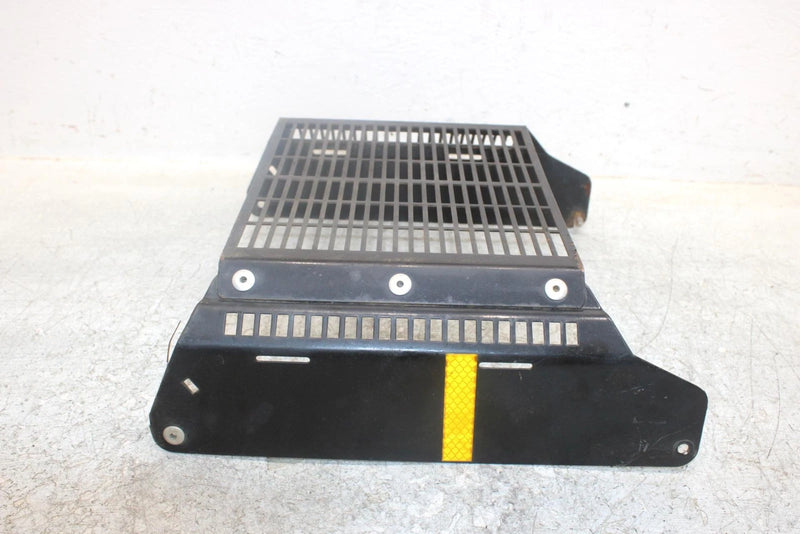 2004 Polaris Trail Boss 330 Oem Radiator Grill Guard 5245342-067 AP117