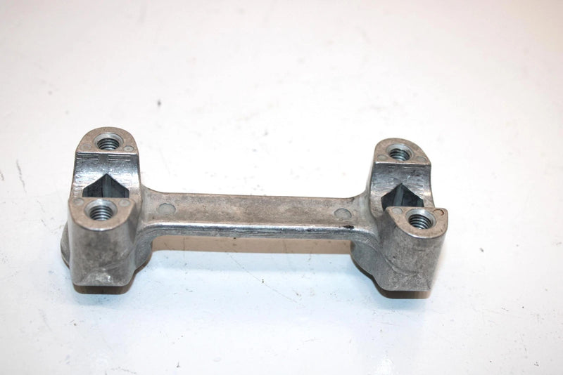 18 Suzuki King Quad 500 Oem Lower Handlebar Mount 56211-31G10 AS9