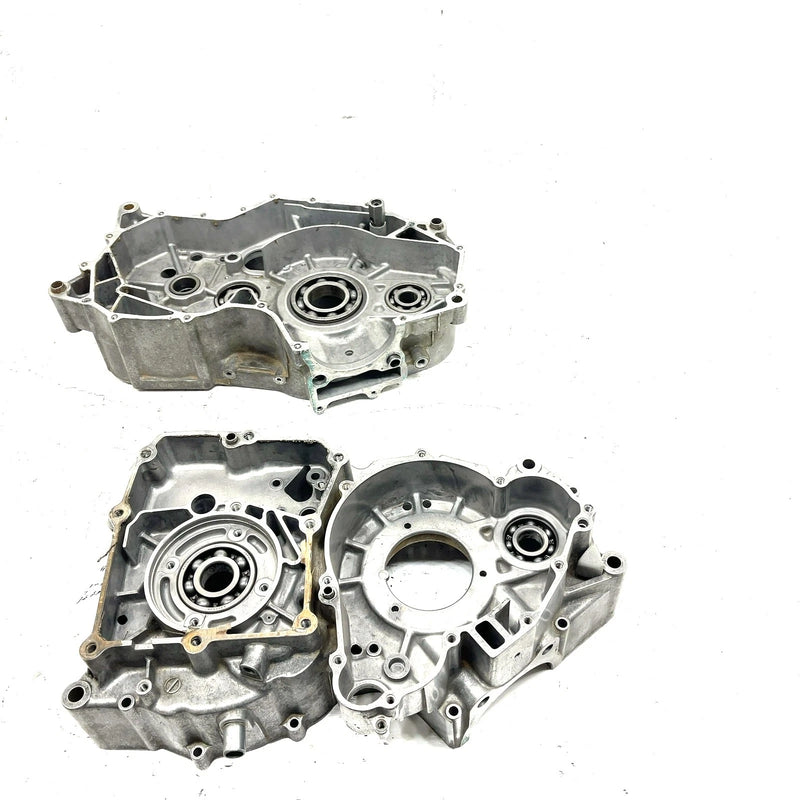 93-95 Kawasaki Bayou 400 KLF400B 4x4 OEM Crankcase 14001-5308 AK32