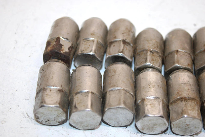 2006 Polaris Ranger Xp 700 Oem Lug Nut Set Of 16 7547309 XP3