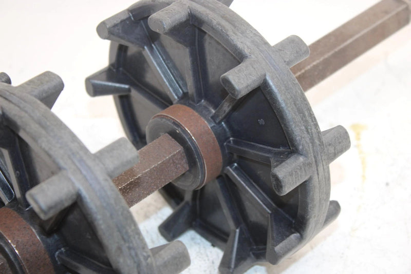 1989 89 Polaris Sport Oem Drive Cog Axle 5020388 5430571 SP137