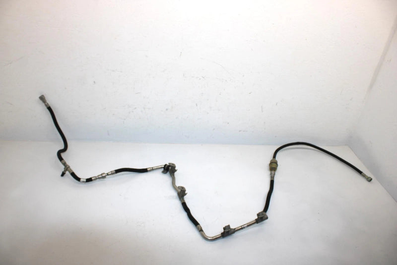 07 Polaris 600 H.o Iq Oem Fuel Rail 2520572 SPS1
