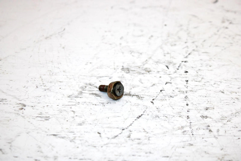 2001 Ski-doo Mxz 800 Oem Mag Side Set Screw 404161936 404161937 SS19