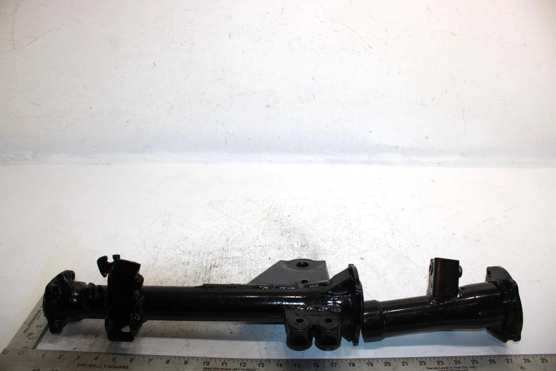00 Kawasaki Bayou 300 4x4 Oem Rear Axle Housing Set 31064-1098 AK20