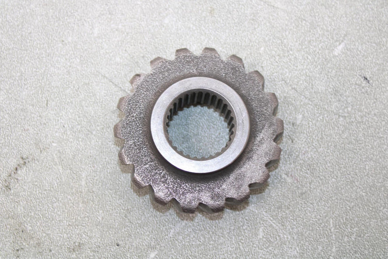 2000 Yamaha  Grizzly Oem Middle Drive Gear 5GT-Y1754-00-00 AY35