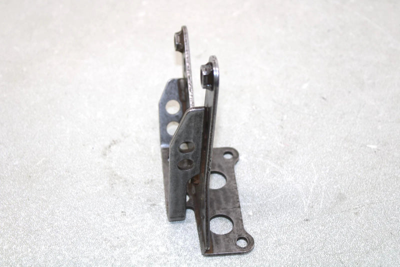 2000 Yamaha  Grizzly Oem Shifter Bracket 5GT-18431-00-00 AY35