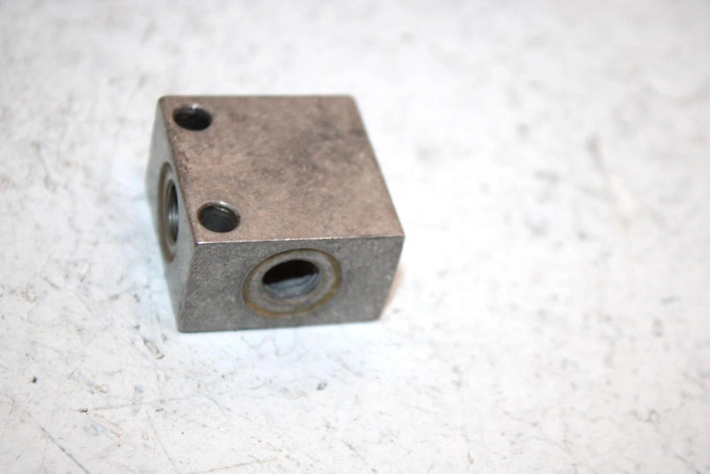 2008 Polaris Ranger 700 Oem Rear Brake Tee Fitting 7052293 XP0