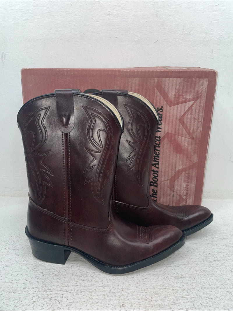 New Children’s Cherry Black Texas Brand Cowboy Boots. C 202 2.5 2 1/2 D. 23-158