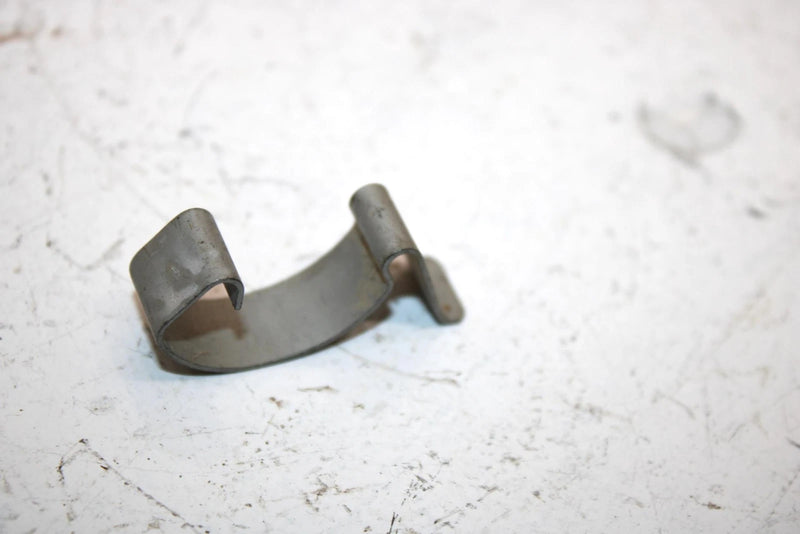 08 Yamaha Fx Nytro Rtx Oem Airbox Cover Hook 8GL-14436-00-00 SY90