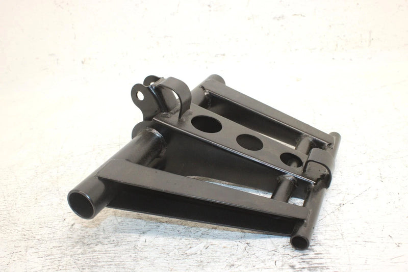 1995 Yamaha Vmax 600 Oem Rear Torque Arm 8AV-47332-01-00 SY11