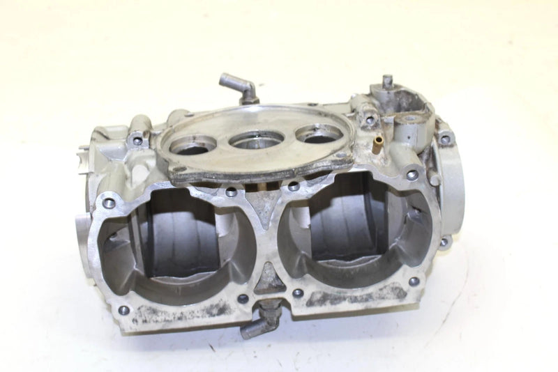 2003 Sea-doo Gti Oem Crankcase 420887199 JS11