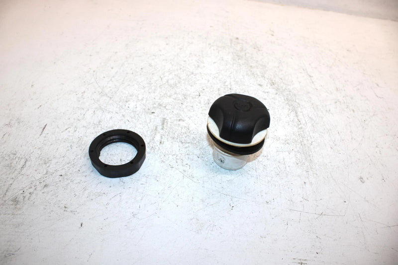 2001 Sea-doo Gtx Oem Oil Filler Neck 275000212 JS52