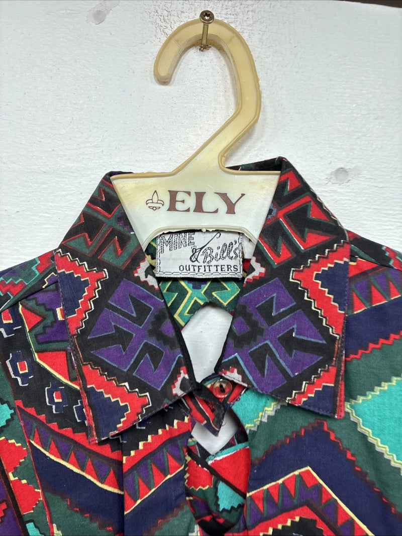 New Women’s Mine & Bills Multicolor Design Long Sleeve Button Up Medium MM-99