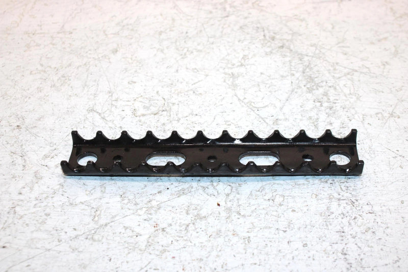 2000 Polaris Xplorer Oem Footrest Cleat Pair 5242525-067 AP177